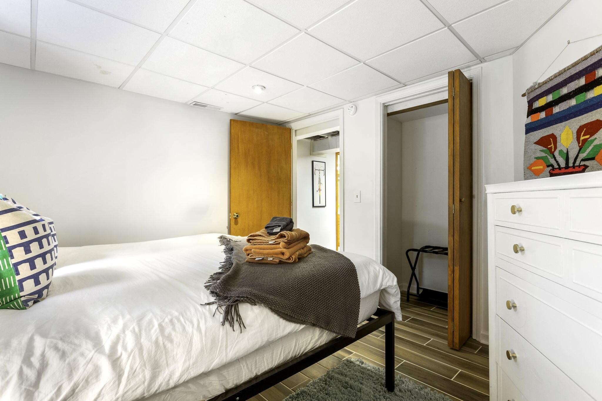 2878 West Bundy Road Coloma, MI 49038 - Photo 40 of 78 02_interior-37