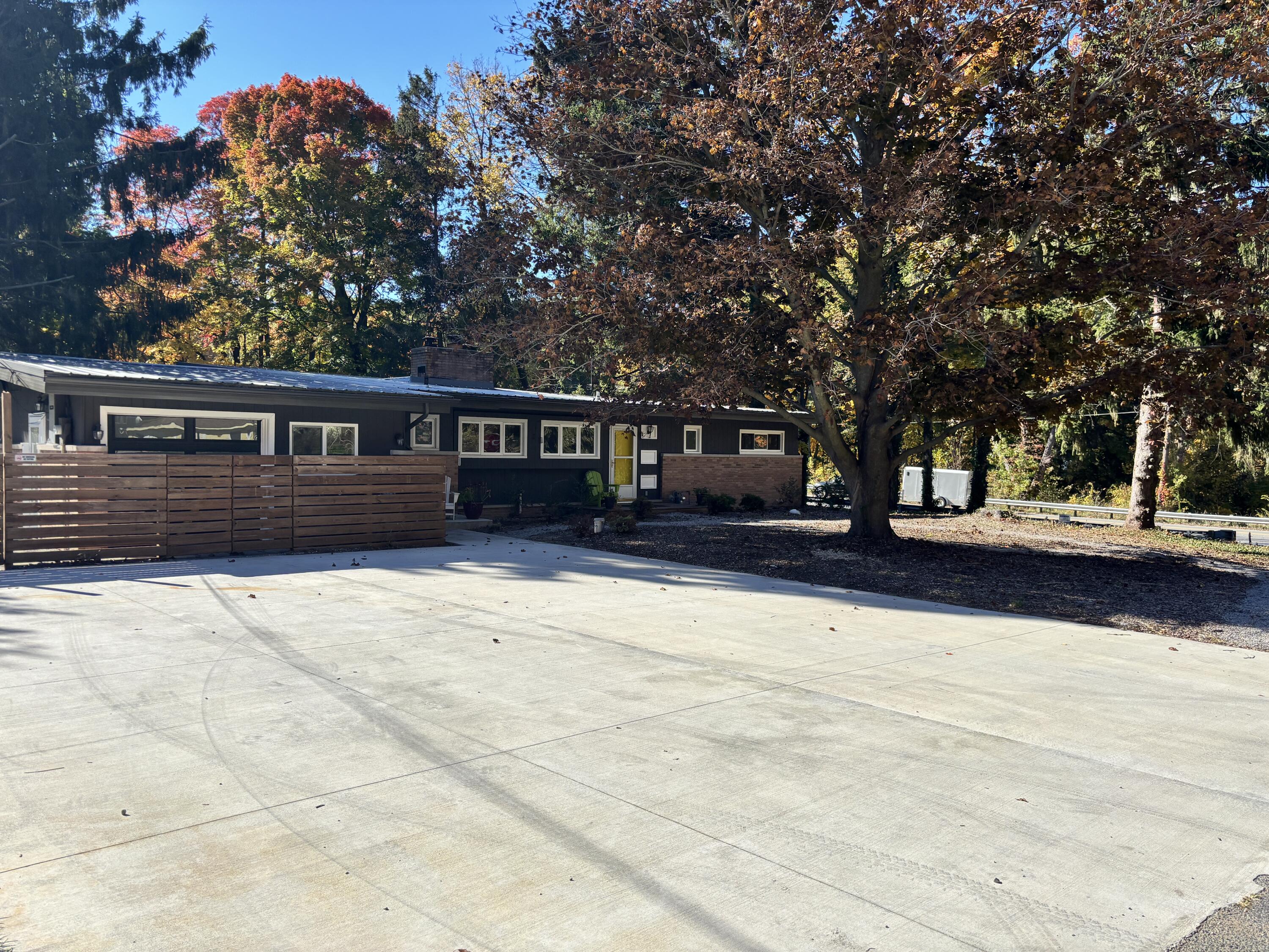 2878 West Bundy Road Coloma, MI 49038 - Photo 46 of 78 03_yard-01