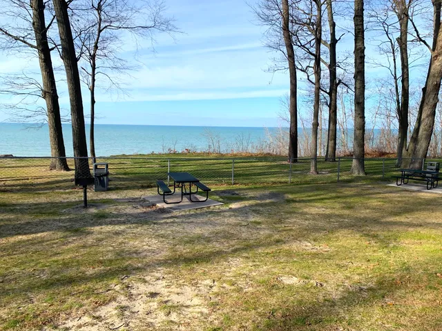 $610,000 | 2878 West Bundy Road, Coloma, MI 49038