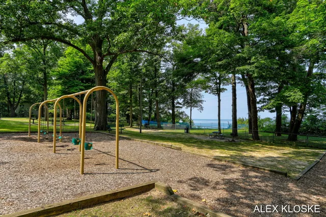 $610,000 | 2878 West Bundy Road, Coloma, MI 49038