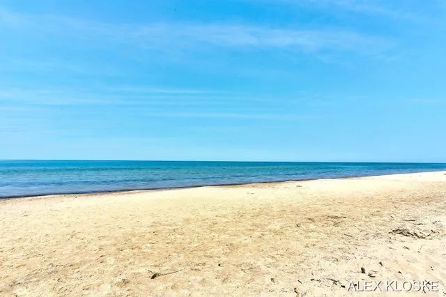 $610,000 | 2878 West Bundy Road, Coloma, MI 49038