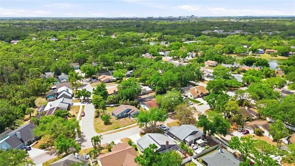 $2,950 | 3605 Shady Brook Lane, Sarasota, FL 34243