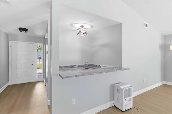 $2,950 | 3605 Shady Brook Lane, Sarasota, FL 34243