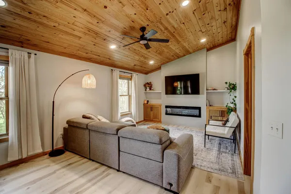 $375,000 | 22015 Aquatic Drive, Menahga, MN 56464