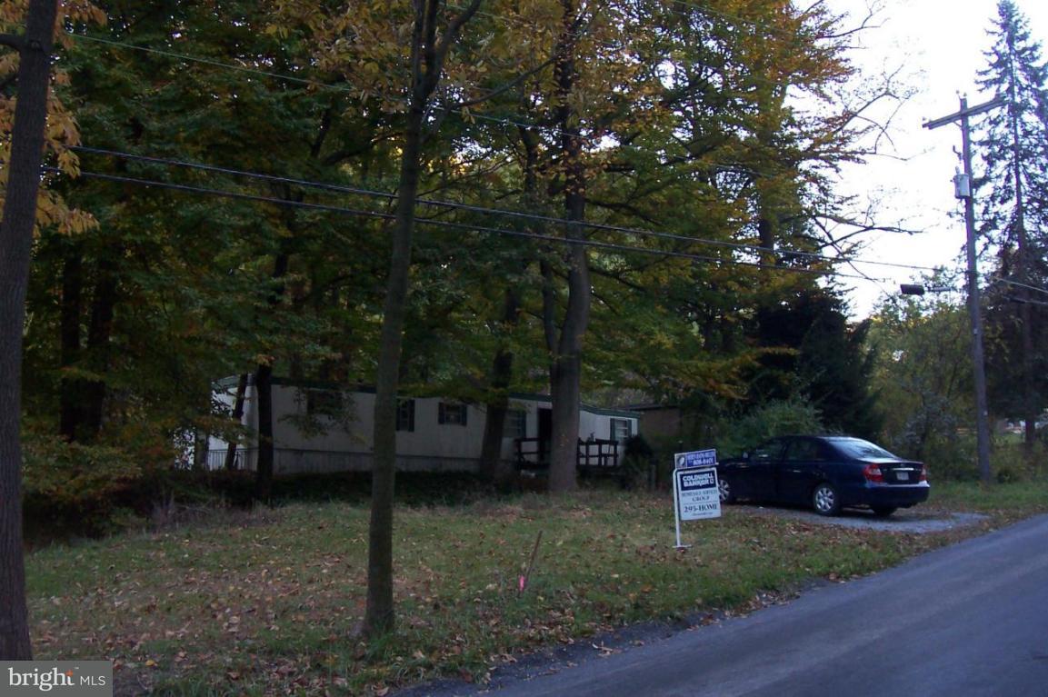 255 South Kinzer Road Paradise, PA 17562 - Photo 1 of 6