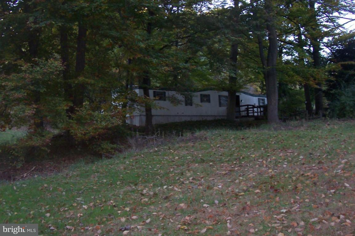 255 South Kinzer Road Paradise, PA 17562 - Photo 2 of 6