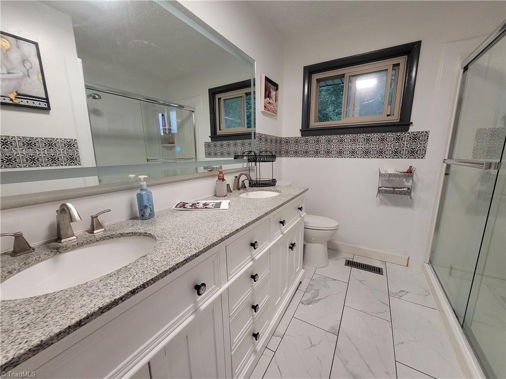 574 Hardin Camp Road Ennice, NC 28623 - Photo 36 of 50 Main Bathroom