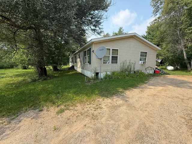 $199,900 | 18350 North County Line Road, Morley, MI 49336