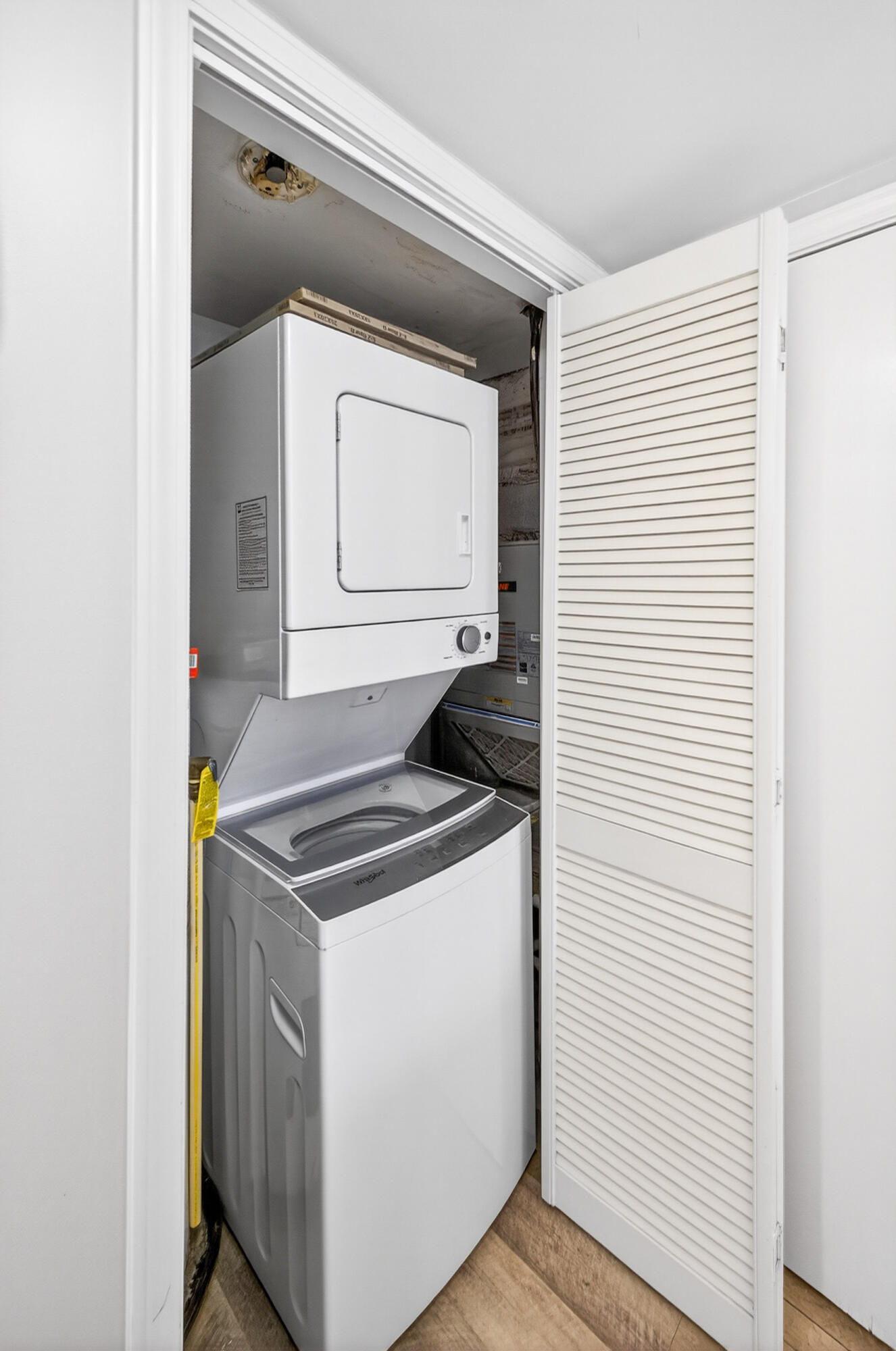 900 Harbour Point Lane, Unit 900 Miramar Beach, FL 32550 - Photo 24 of 64 a utility room with dryer and washer