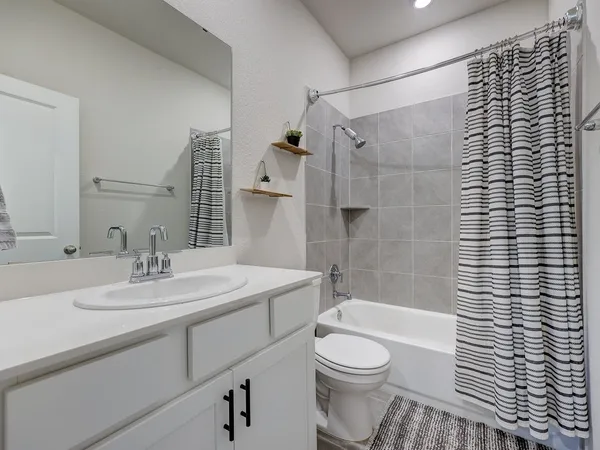 $2,100 | 325 Serpens Street, Georgetown, TX 78628