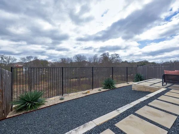 $2,100 | 325 Serpens Street, Georgetown, TX 78628