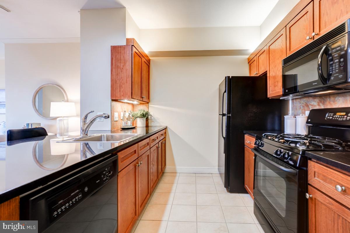 631 D Street Northwest, Unit 1238 Washington, DC 20004 - Photo 8 of 40