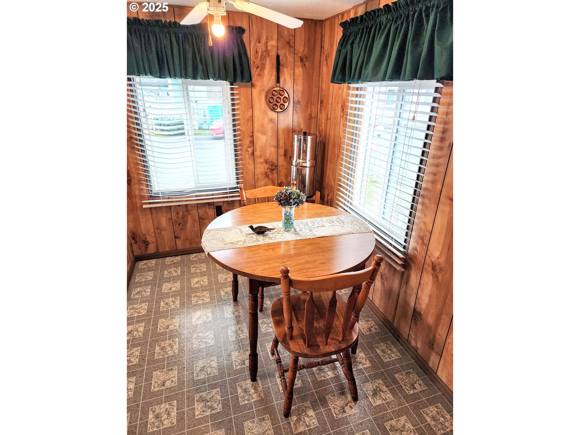 21016 Southeast Stark Street, Unit 35 Gresham, OR 97030 - Photo 8 of 14 Dining Room