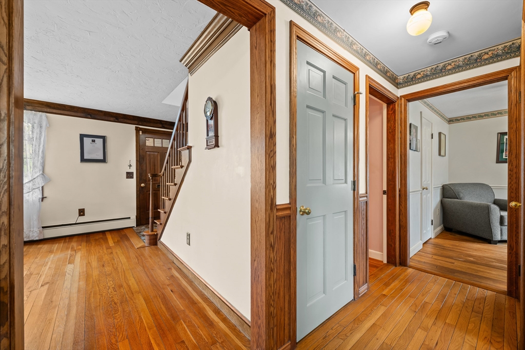 125 Indian Hill Road Worcester, MA 01606 - Photo 10 of 42