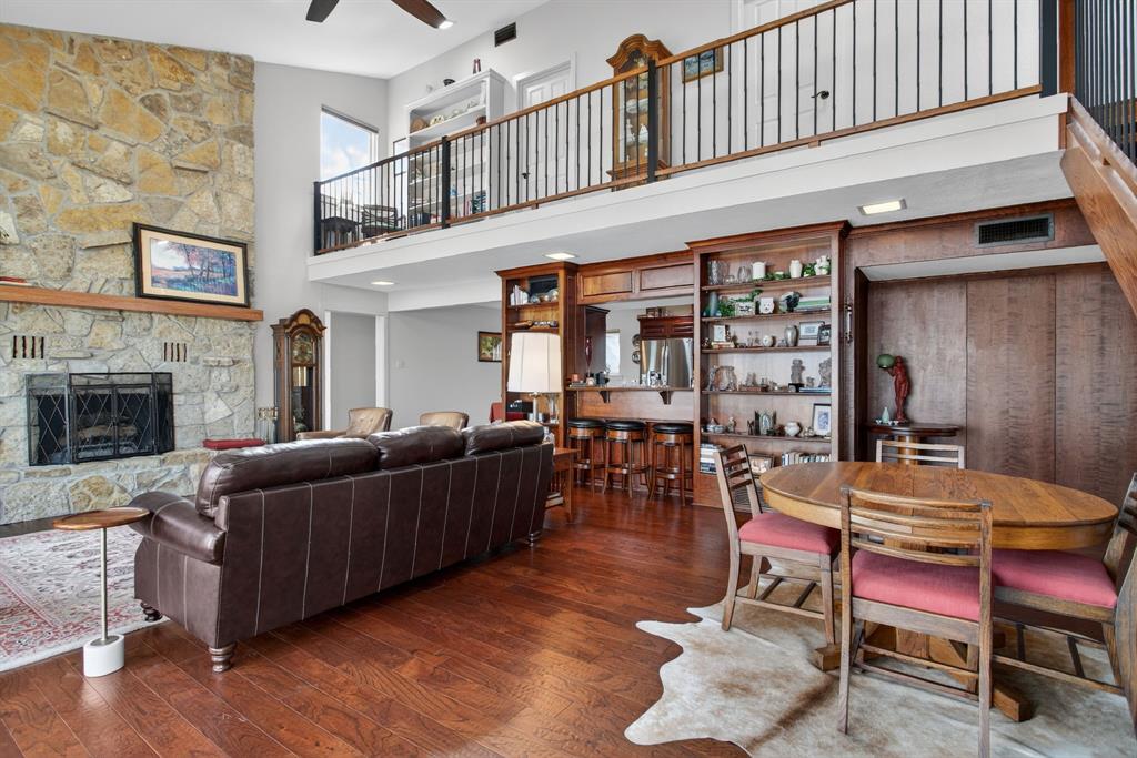 218 North Broadway Azle, TX 76020 - Photo 20 of 40