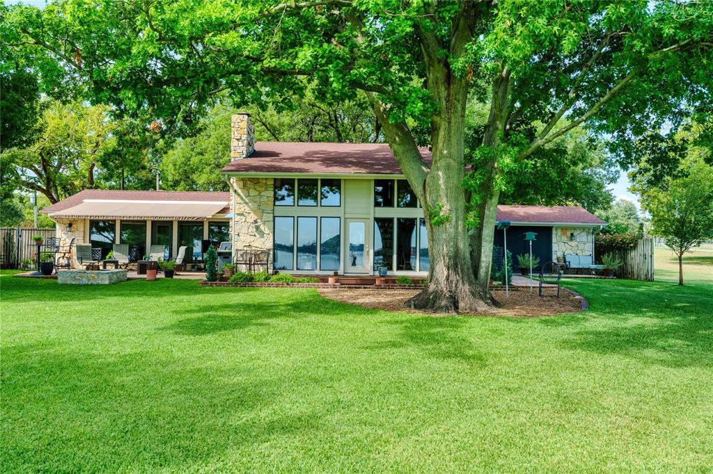 218 North Broadway Azle, TX 76020 - Photo 6 of 40 Lake side