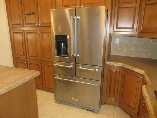 $182,900 | 18415 Southeast 58th Place, Ocklawaha, FL 32179