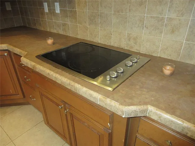 $182,900 | 18415 Southeast 58th Place, Ocklawaha, FL 32179