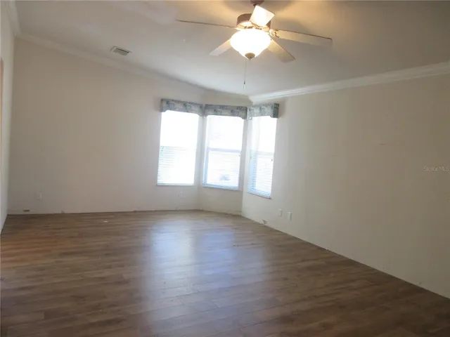 $182,900 | 18415 Southeast 58th Place, Ocklawaha, FL 32179