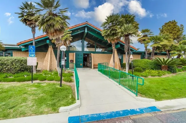 $400,000 | 200 North El Camino Real, Unit 419, Oceanside, CA 92058