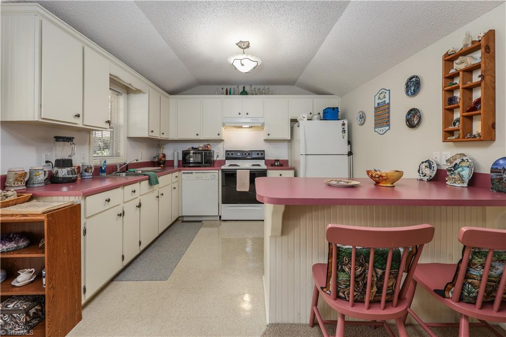3621 Carl Allred Road Franklinville, NC 27248 - Photo 28 of 42