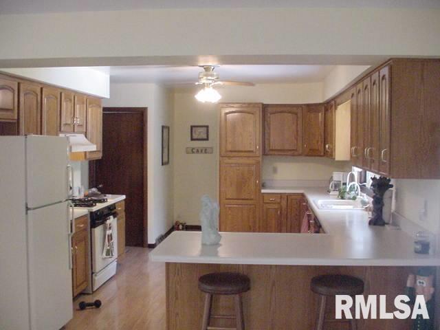 8214 158th Street West Taylor Ridge, IL 61284 - Photo 3 of 8