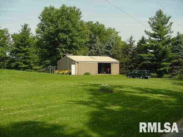 8214 158th Street West Taylor Ridge, IL 61284 - Photo 6 of 8