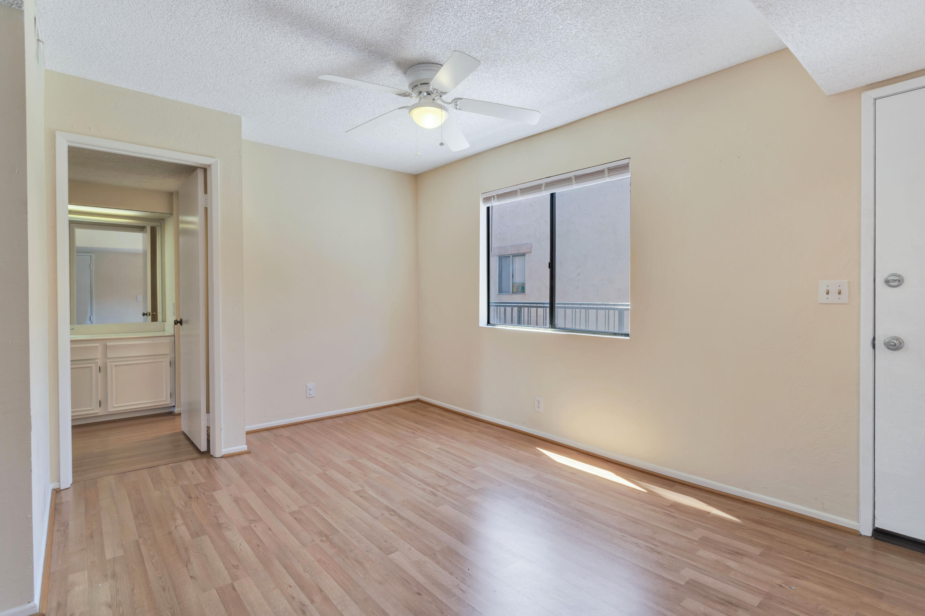 1050 Ramon Road, Unit 113 Palm Springs, CA 92264 - Photo 11 of 53 04