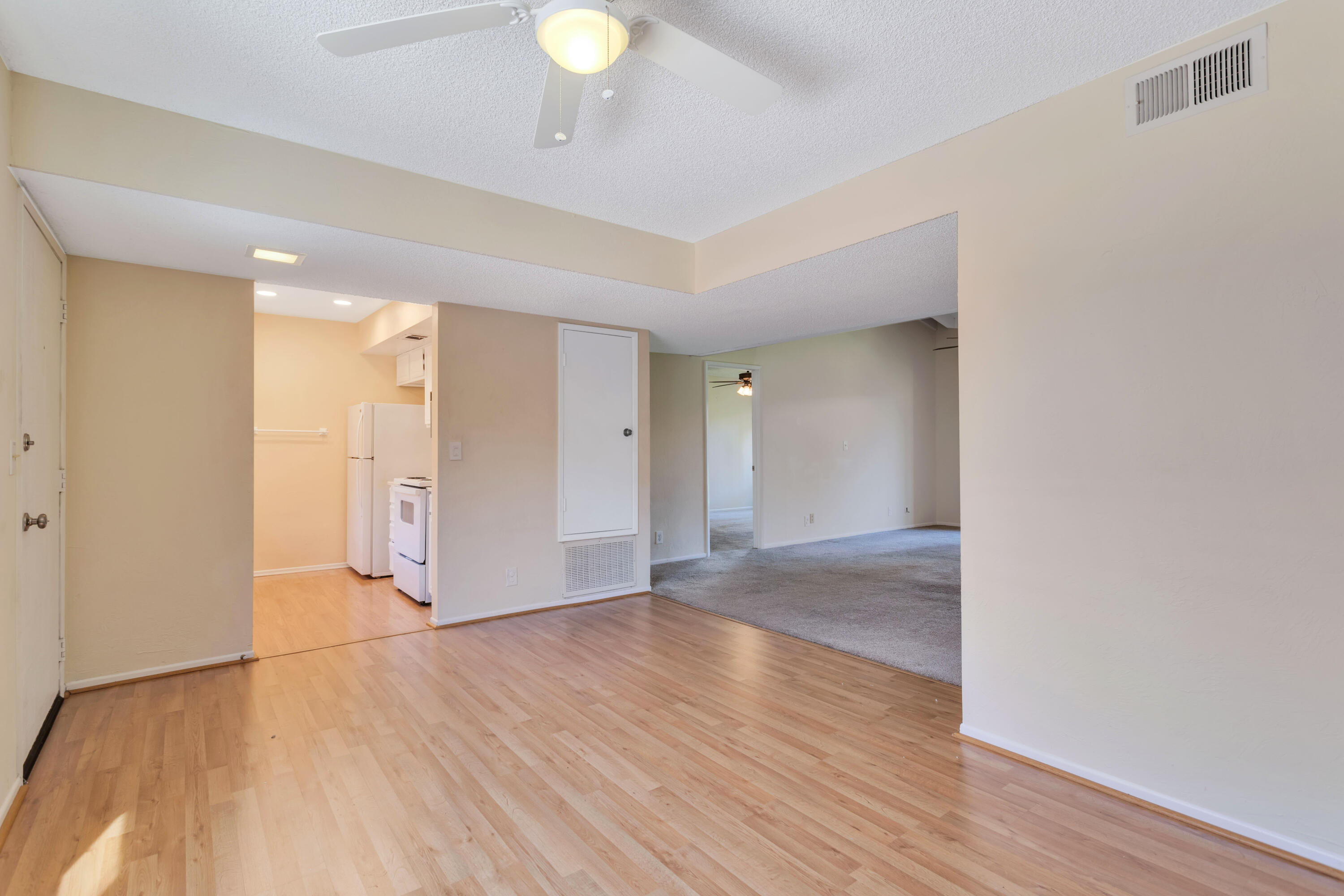 1050 Ramon Road, Unit 113 Palm Springs, CA 92264 - Photo 12 of 53 05