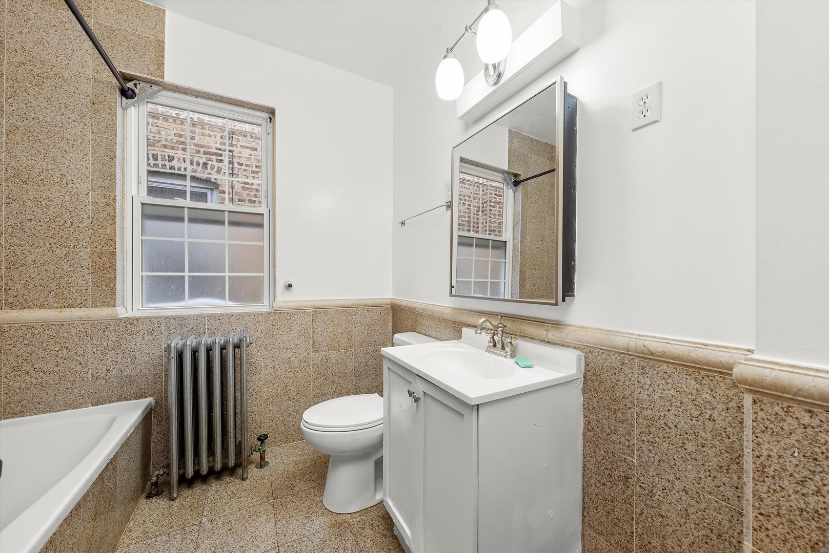5223 West School Street, Unit 2 Chicago, IL 60641 - Photo 4 of 10