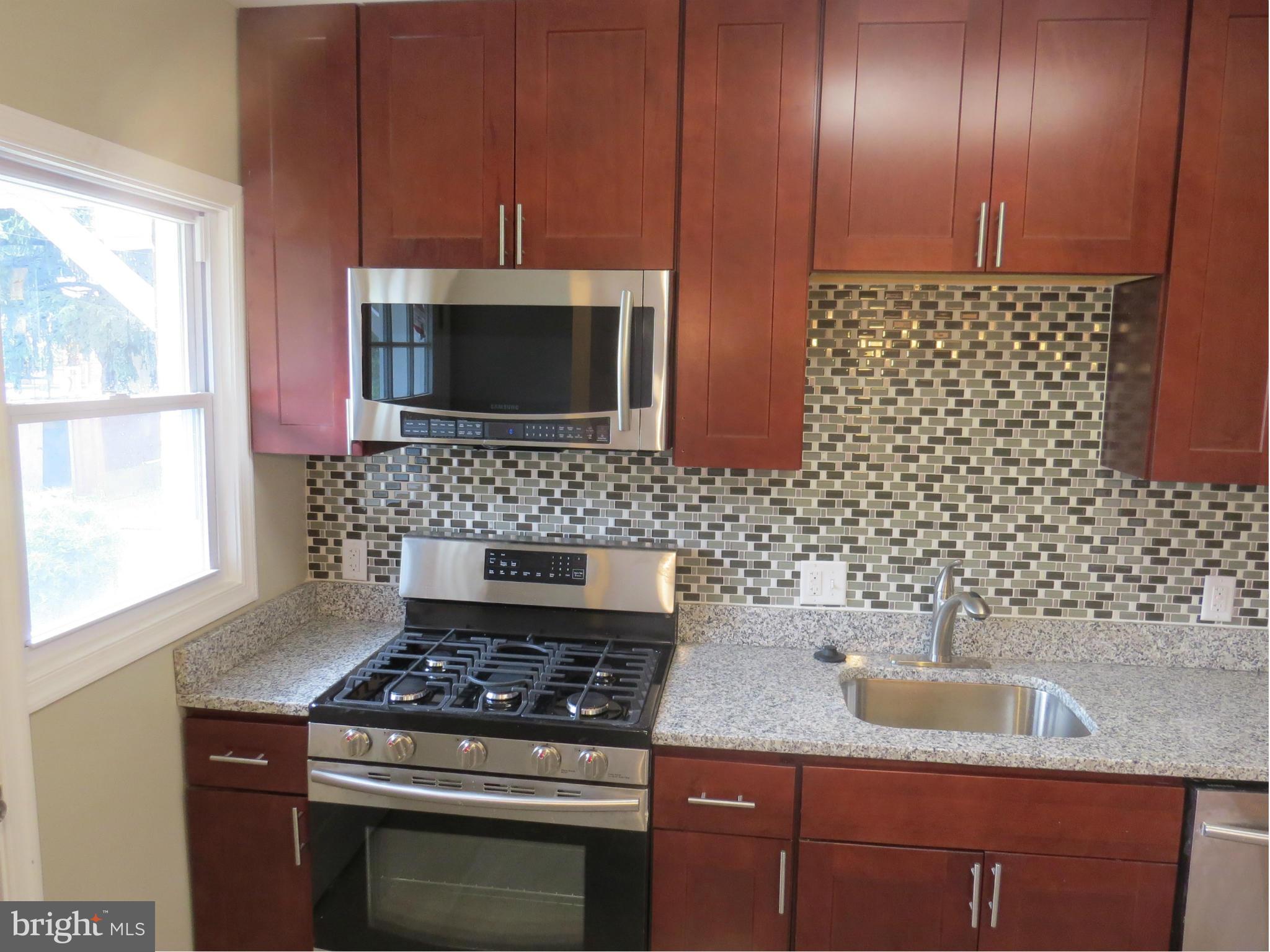 4506 Marble Hall Road Baltimore, MD 21239 - Photo 3 of 26 Kitchen