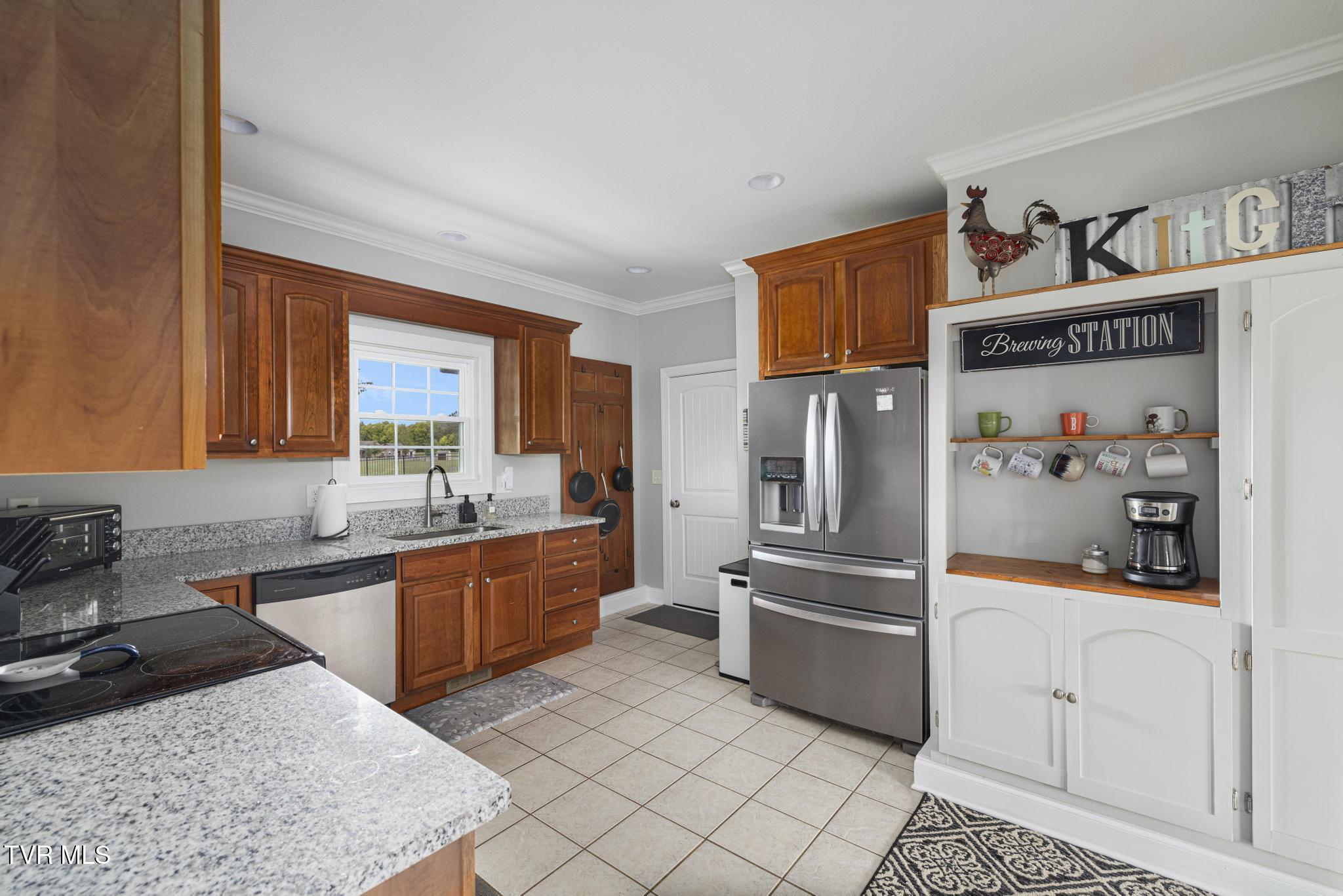 183 Jay Armentrout Road Jonesborough, TN 37659 - Photo 12 of 50 Kitchen