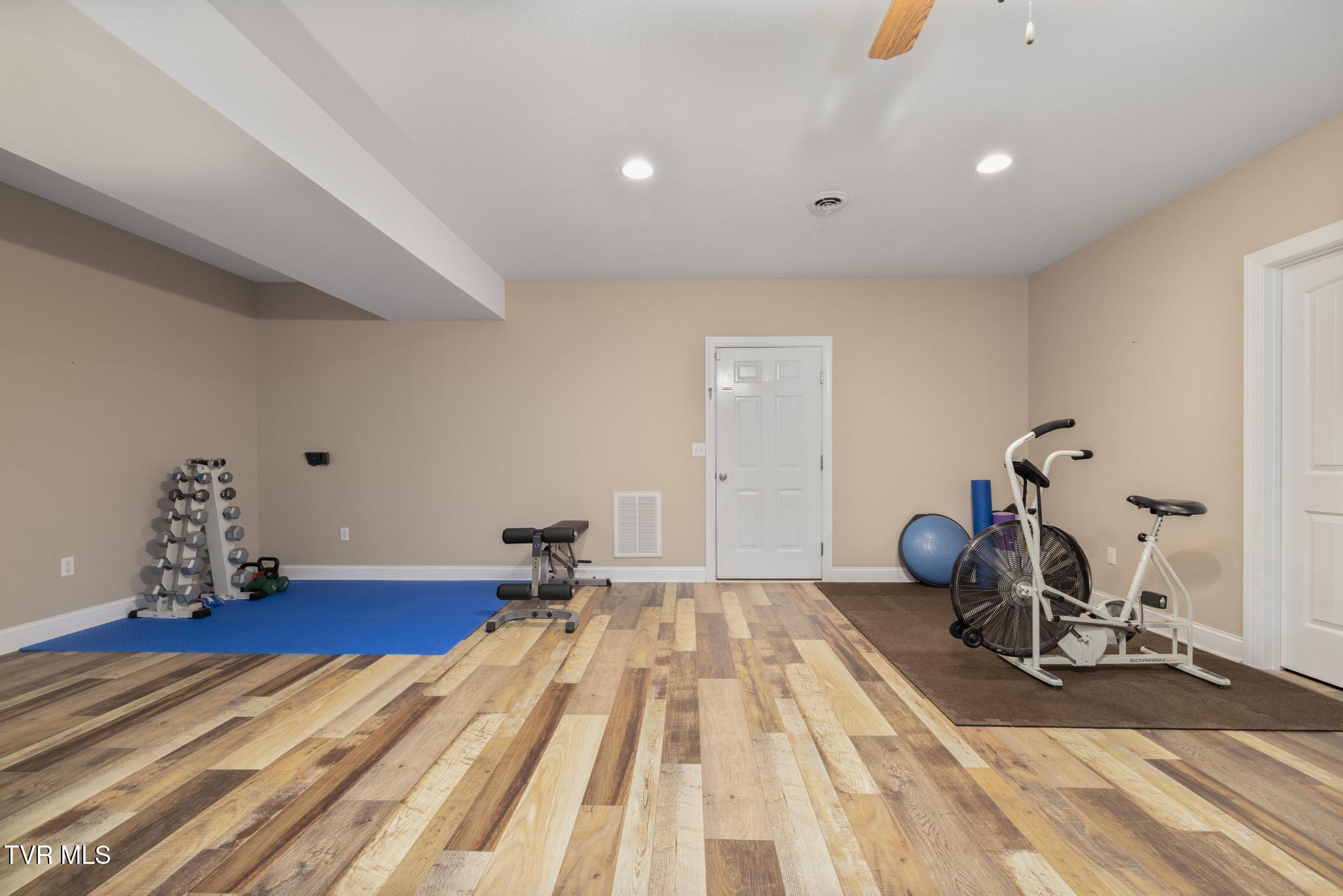 183 Jay Armentrout Road Jonesborough, TN 37659 - Photo 28 of 50 Finished basement