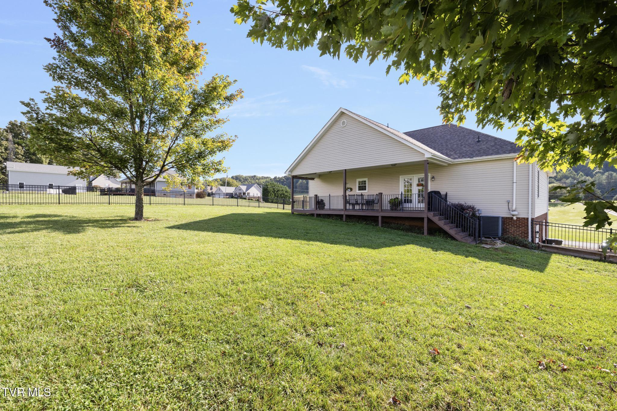 183 Jay Armentrout Road Jonesborough, TN 37659 - Photo 39 of 50 Back view of home