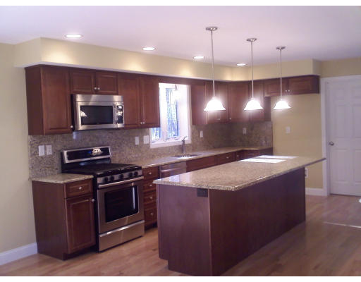 1 Clement Rd/1560 Mammoth Road Dracut, MA 01826 - Photo 3 of 12