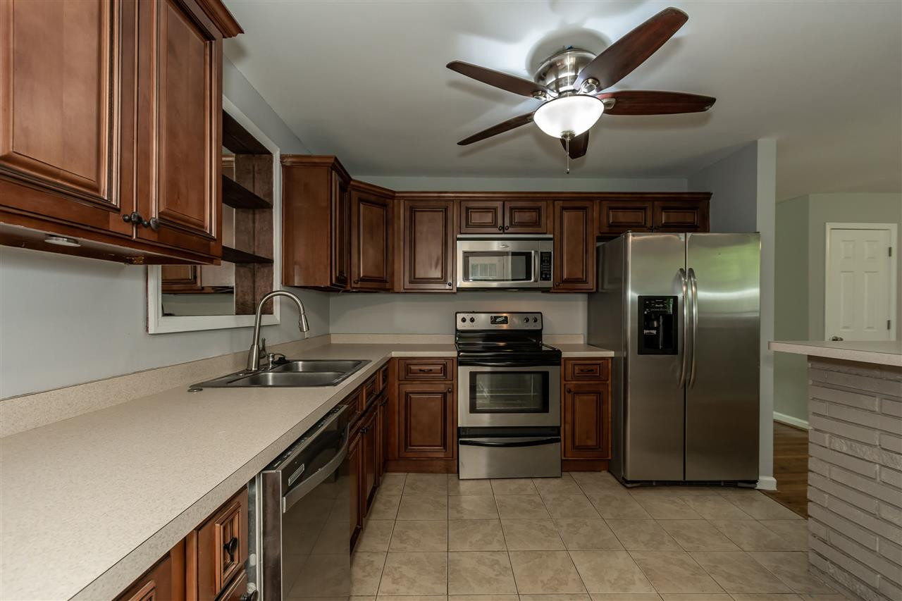 3508 Apache Drive Raleigh, NC 27609 - Photo 9 of 25 Photo 9
