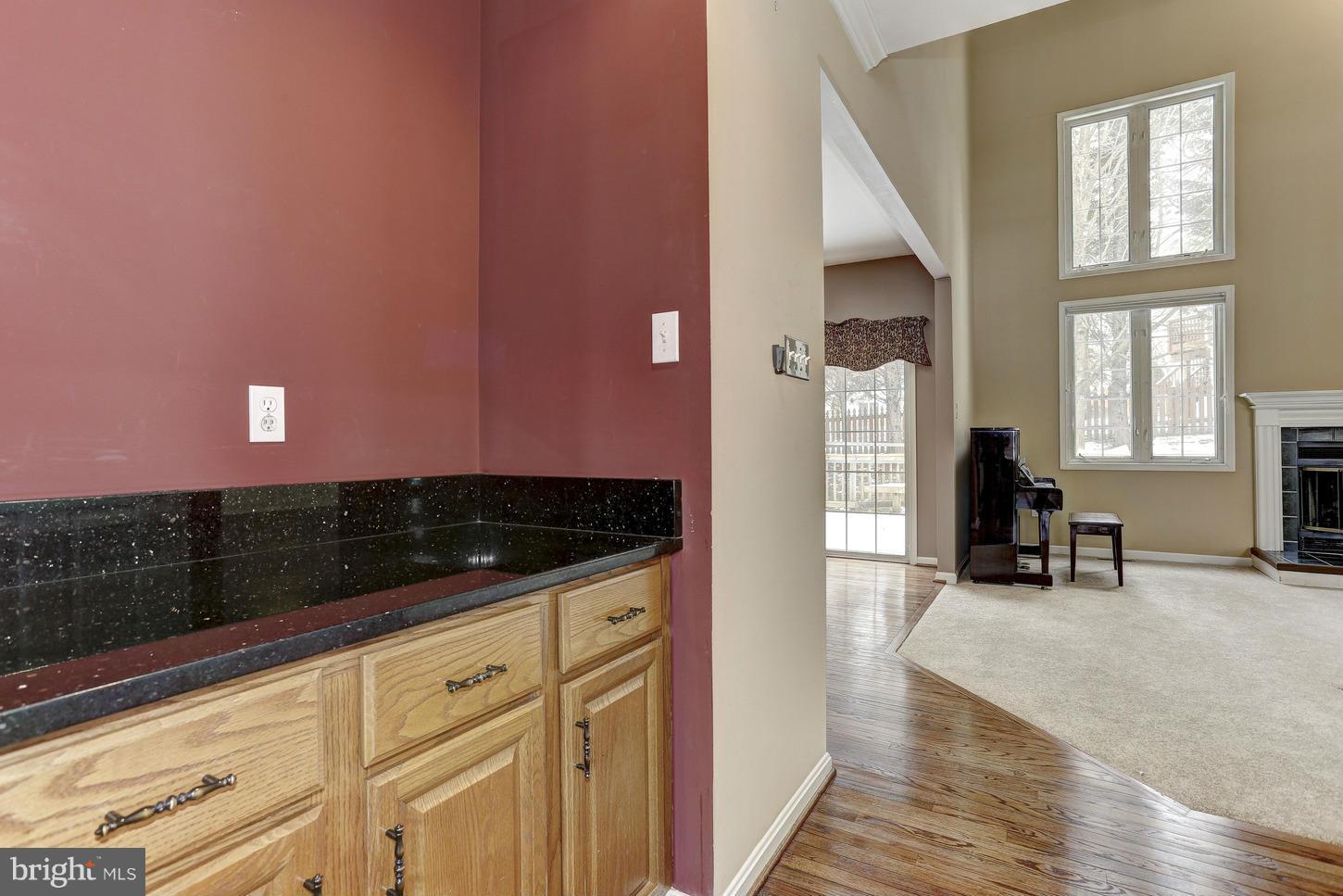 6445 River Run Columbia, MD 21044 - Photo 7 of 30 Butlers Pantry