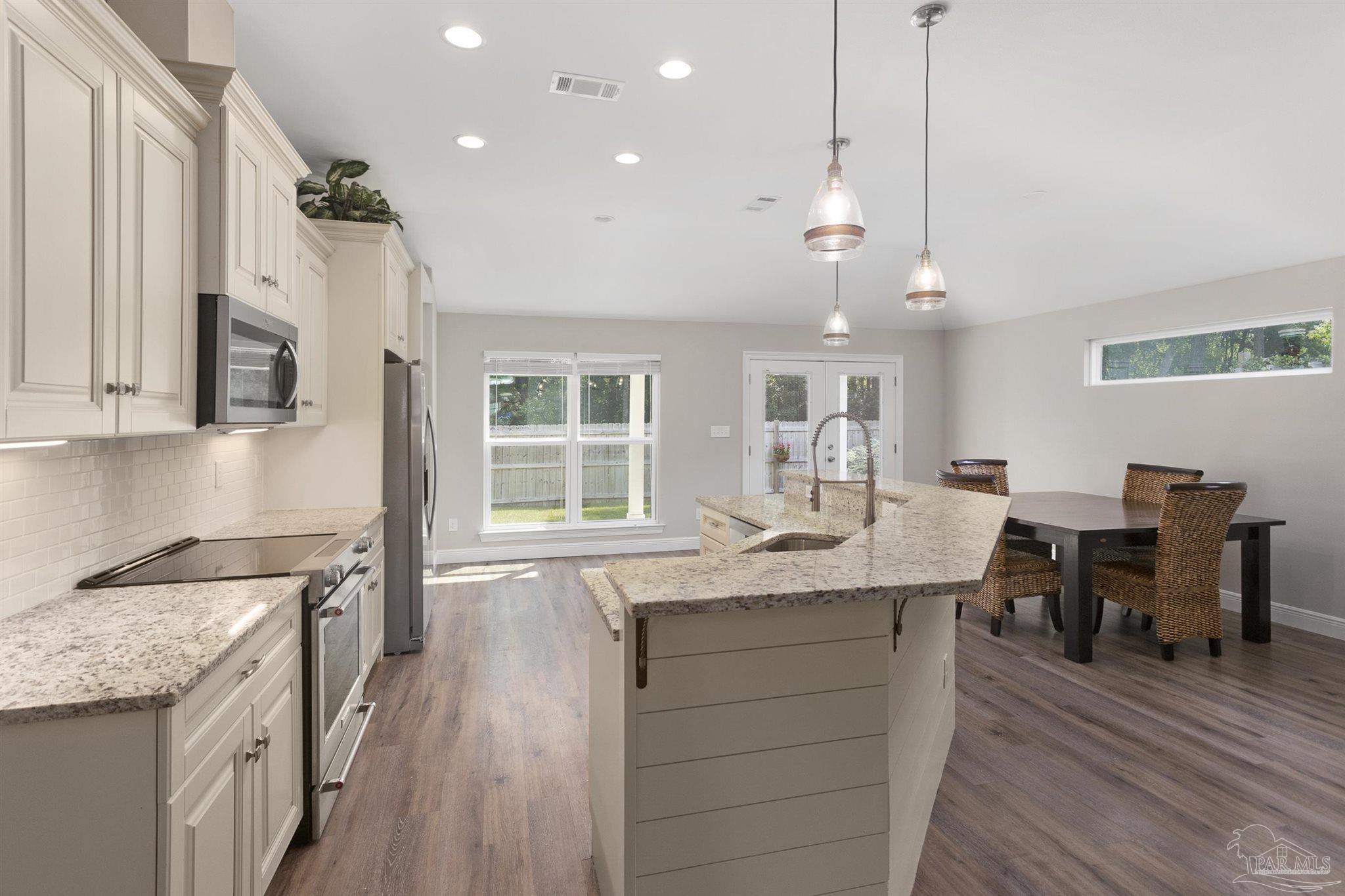 1530 Stanford Road Gulf Breeze, FL 32563 - Photo 14 of 49
