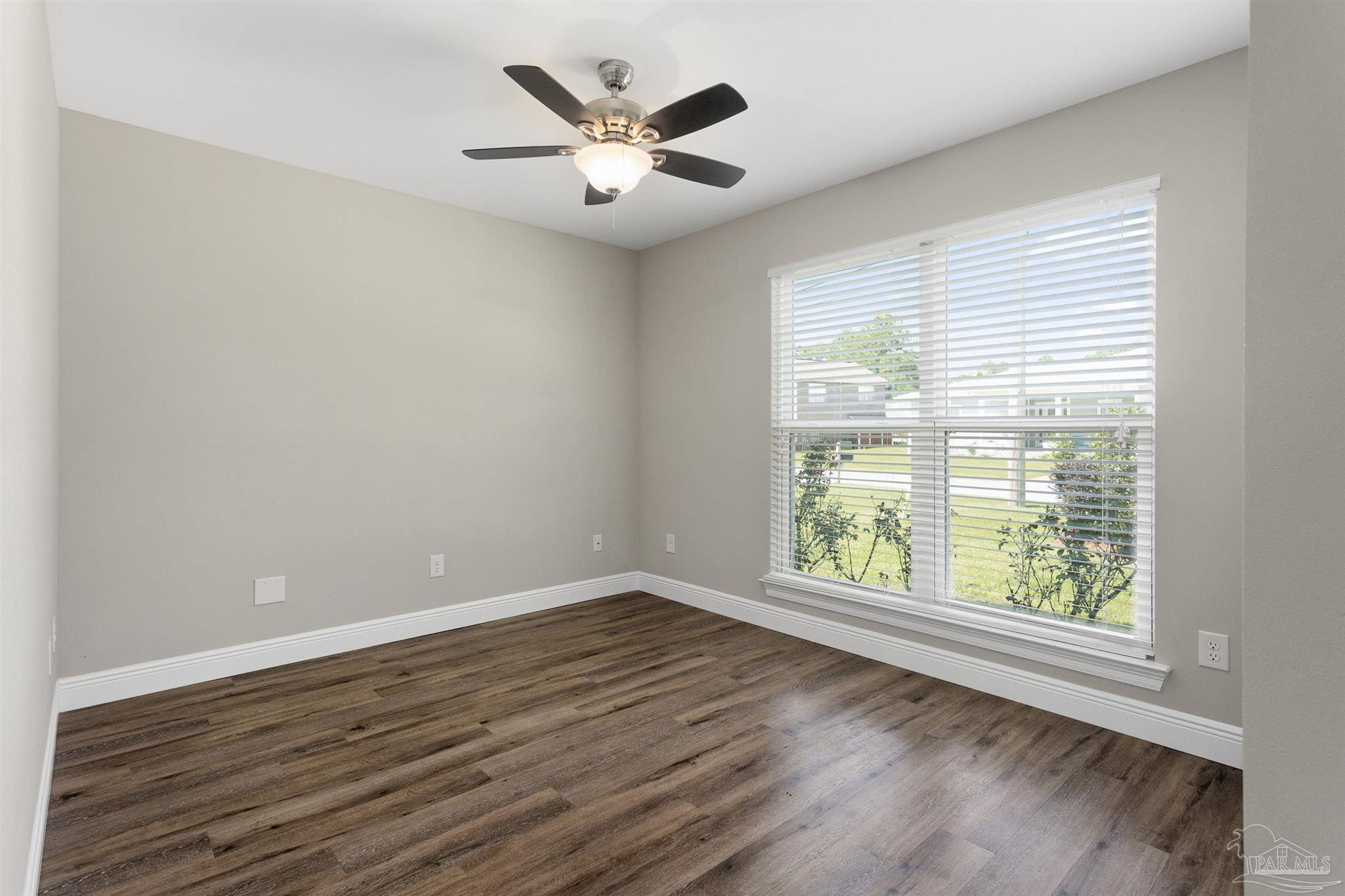1530 Stanford Road Gulf Breeze, FL 32563 - Photo 9 of 49
