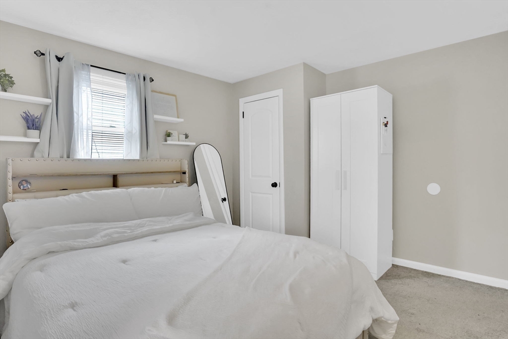 130 Fieldston Street Springfield, MA 01119 - Photo 15 of 28