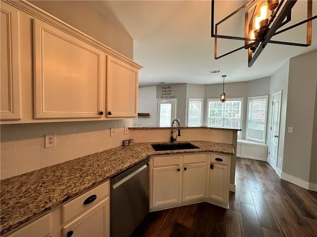 $2,495 | 2758 Suttonwood Way Northeast, Buford, GA 30519