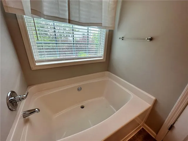 $2,495 | 2758 Suttonwood Way Northeast, Buford, GA 30519