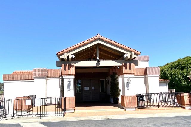 $2,198,000 | 1326 Caminito Arriata, La Jolla, CA 92037