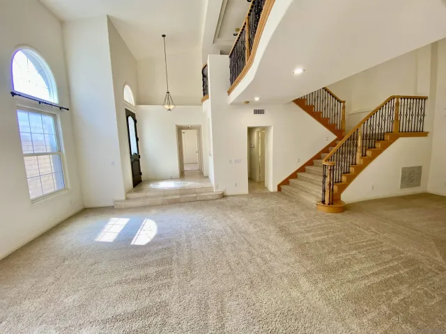 $2,100,000 | 1326 Caminito Arriata, La Jolla, CA 92037