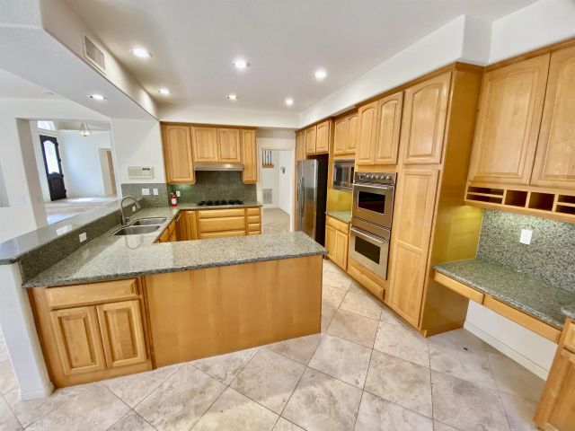 $2,198,000 | 1326 Caminito Arriata, La Jolla, CA 92037