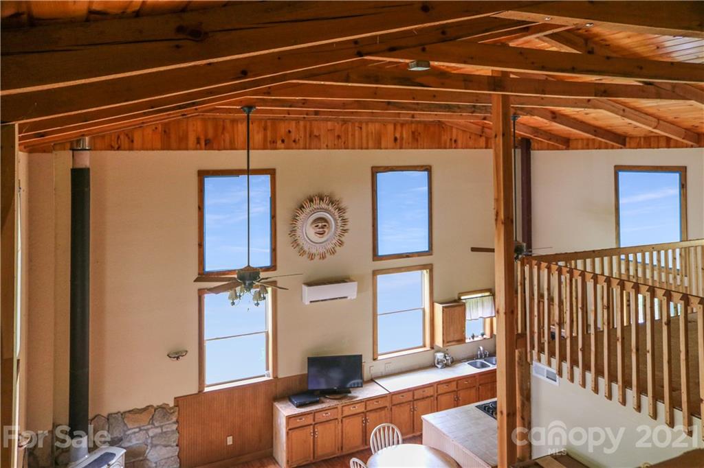 152 Arrington Branch Road Marshall, NC 28753 - Photo 1 of 40 Gallery Image 1