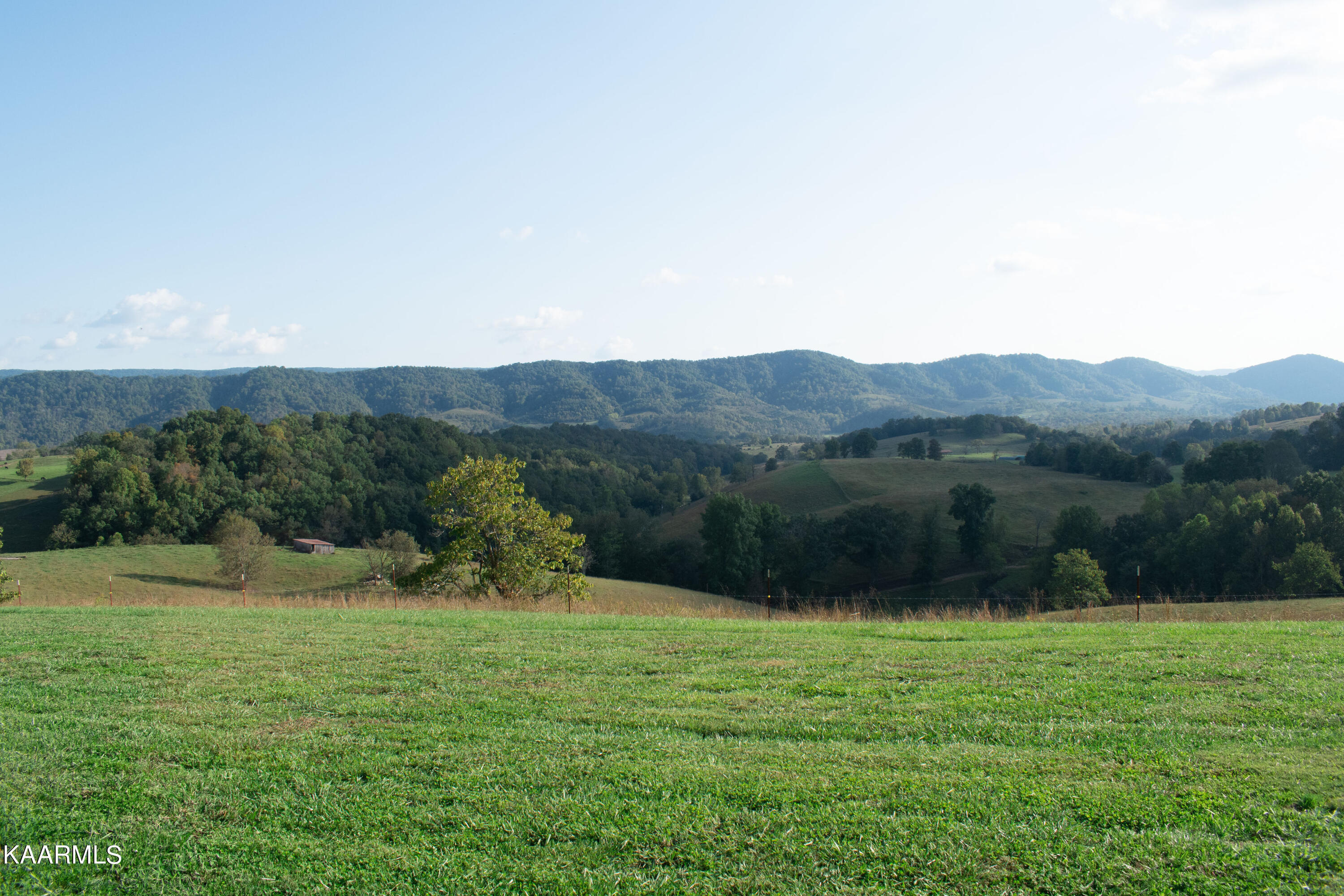 1396 Montgomery Road Tazewell, TN 37879 - Photo 28 of 28 F99E55DA-060A-4E28-AA13-C9A260BC8FA5