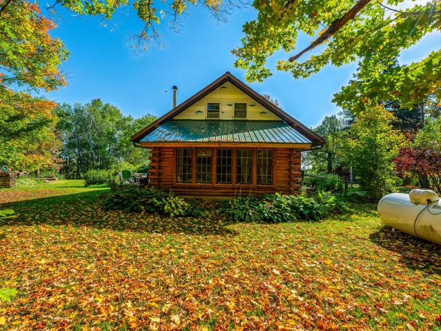 $233,000 | 23098 County 2, Shevlin, MN 56676