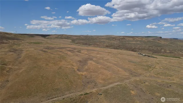 $249,000 | 210 Banks Lake Road, Unit 99115, Coulee City, WA 99115