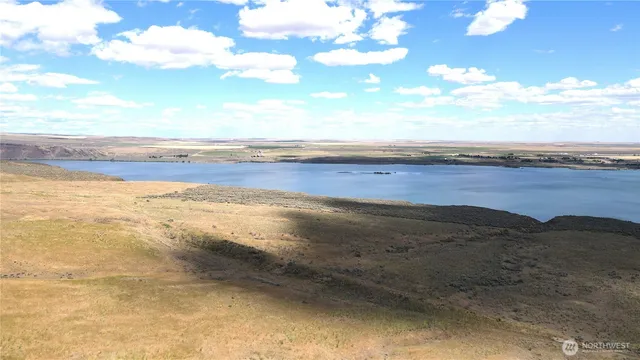 $249,000 | 210 Banks Lake Road, Unit 99115, Coulee City, WA 99115